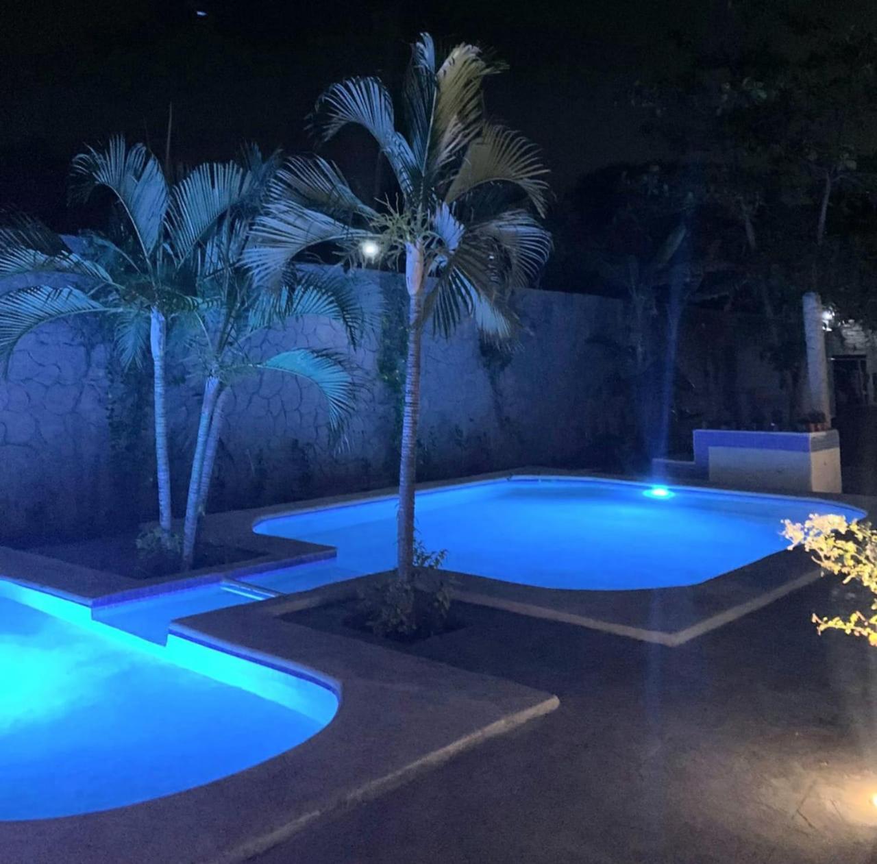 La Pucca Hotel Boutique Resort ペニータ・デ・ハルテンバ エクステリア 写真