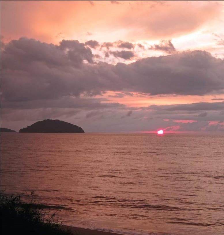 La Pucca Hotel Boutique Resort ペニータ・デ・ハルテンバ エクステリア 写真
